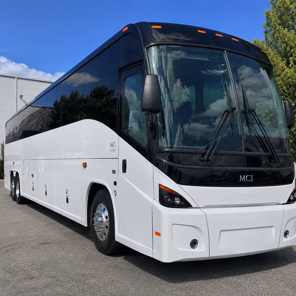 corporate and hotel airport transfers along the route 1 and route 128 corridor